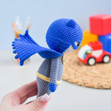 Load image into Gallery viewer, 2-in-1 Batman Superman Amigurumi Crochet Pattern
